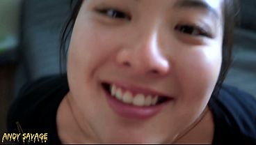 POV địt họng bạn gái Trung Quốc 19 tuổi rồi xuất thẳng vào mặt